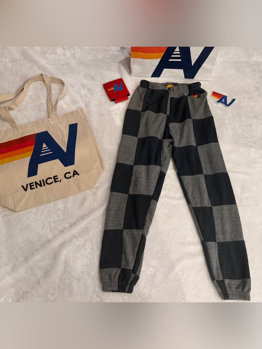 New with tag Aviator Nation Women’s Quilted Check  Sweatpants Small + Tote
